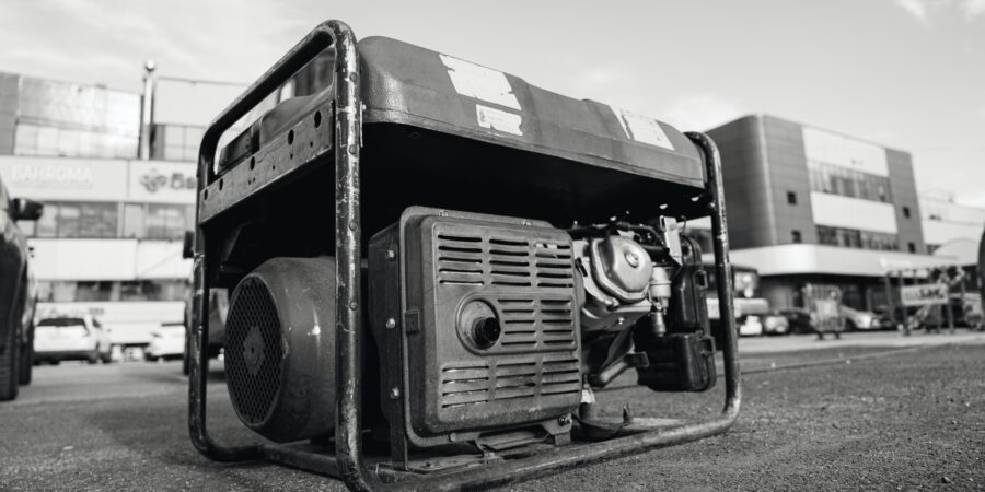 Inverter or generator 1 Inverter or generator