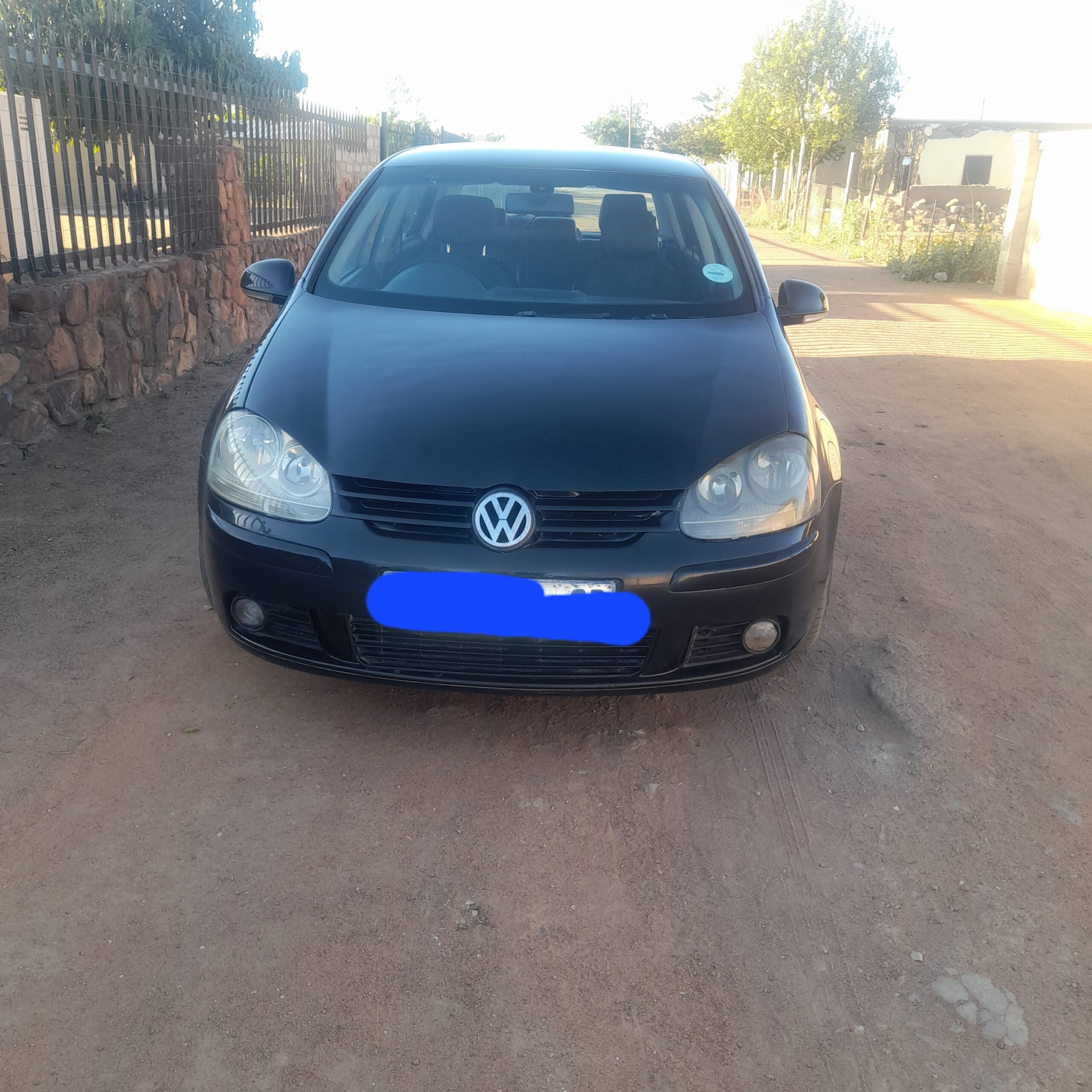 Golf 5 1.9lit for sale