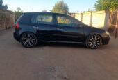 Golf 5 1.9lit for sale