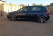 Golf 5 1.9lit for sale